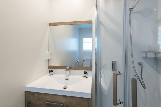 1-Bedroom Spa Suite